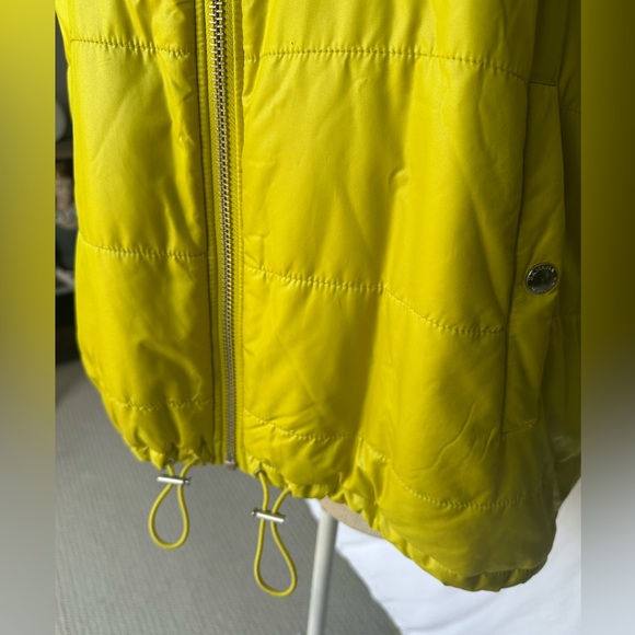 Banana Republic vest, size large - Picture 7 of 13